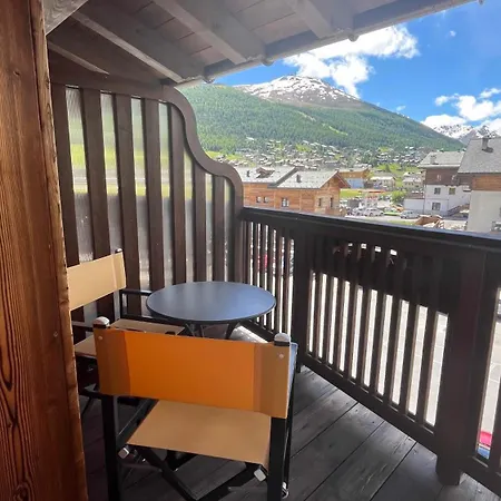 Hotel Flora 4*