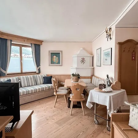 Flora Hotel 4*