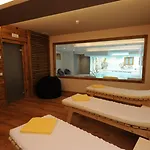 Hotel Flora 4*